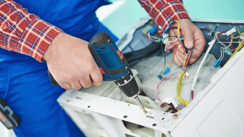 Sapanca Sunny Sunny çamaşır makinesi kart tamiri – Su almama arızası orijinal parça ile giderildi. - Teknik servis örneği